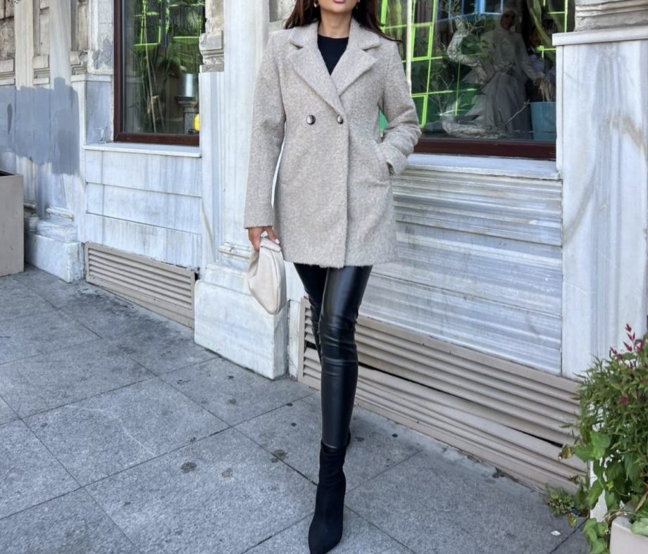 Mantel Beige